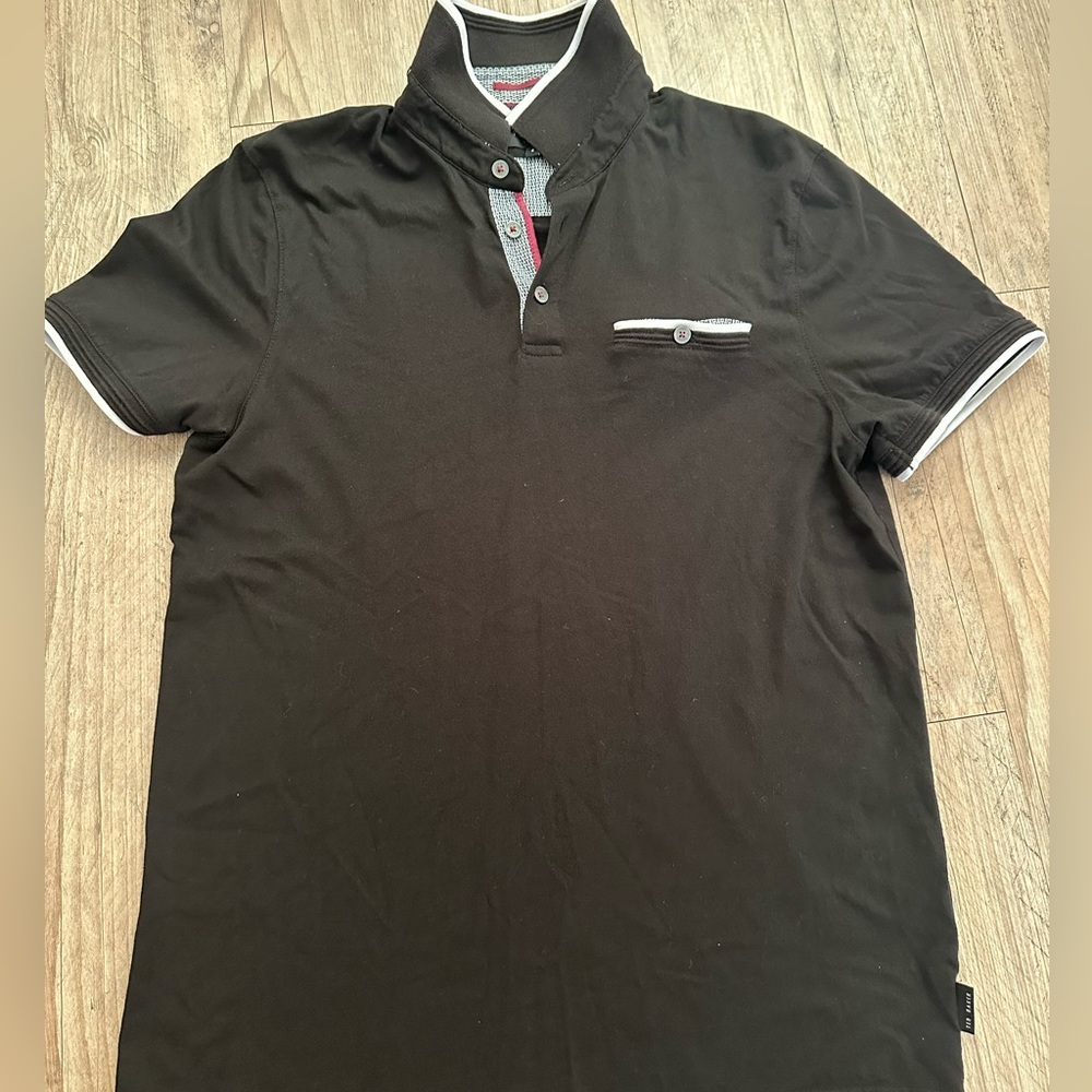 Men’s Ted Baker collared shirt